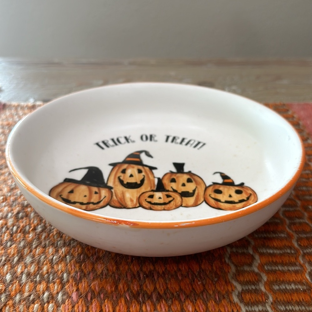 Halloween Trick or Treat Bowl